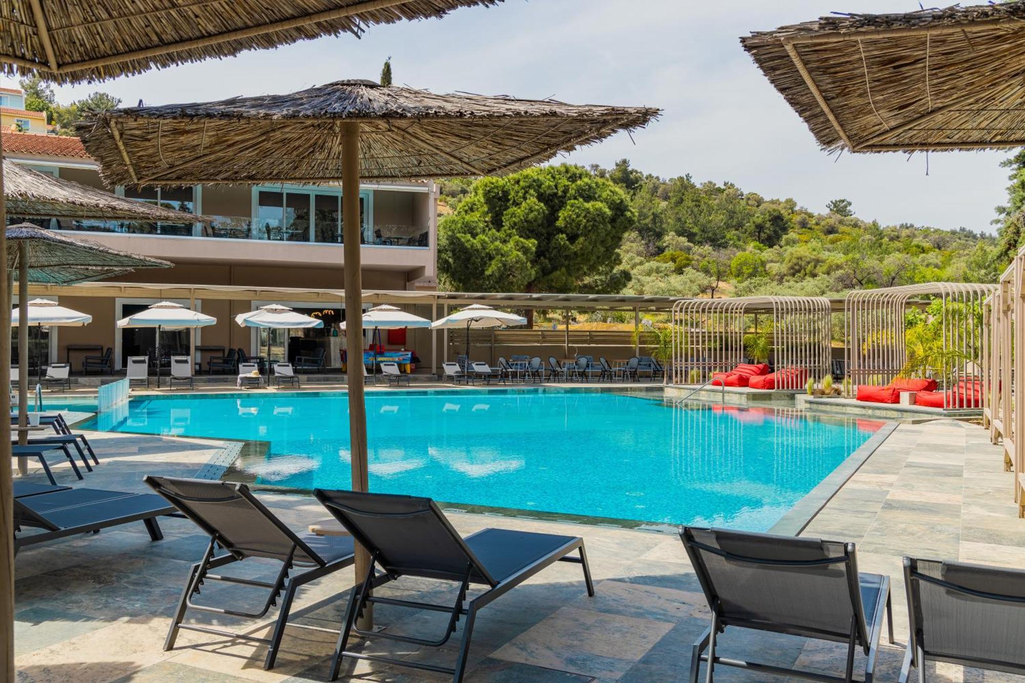Zoe Hotel, Trypiti Beach Resort & Hive Water Park Limenaria  Exterior foto