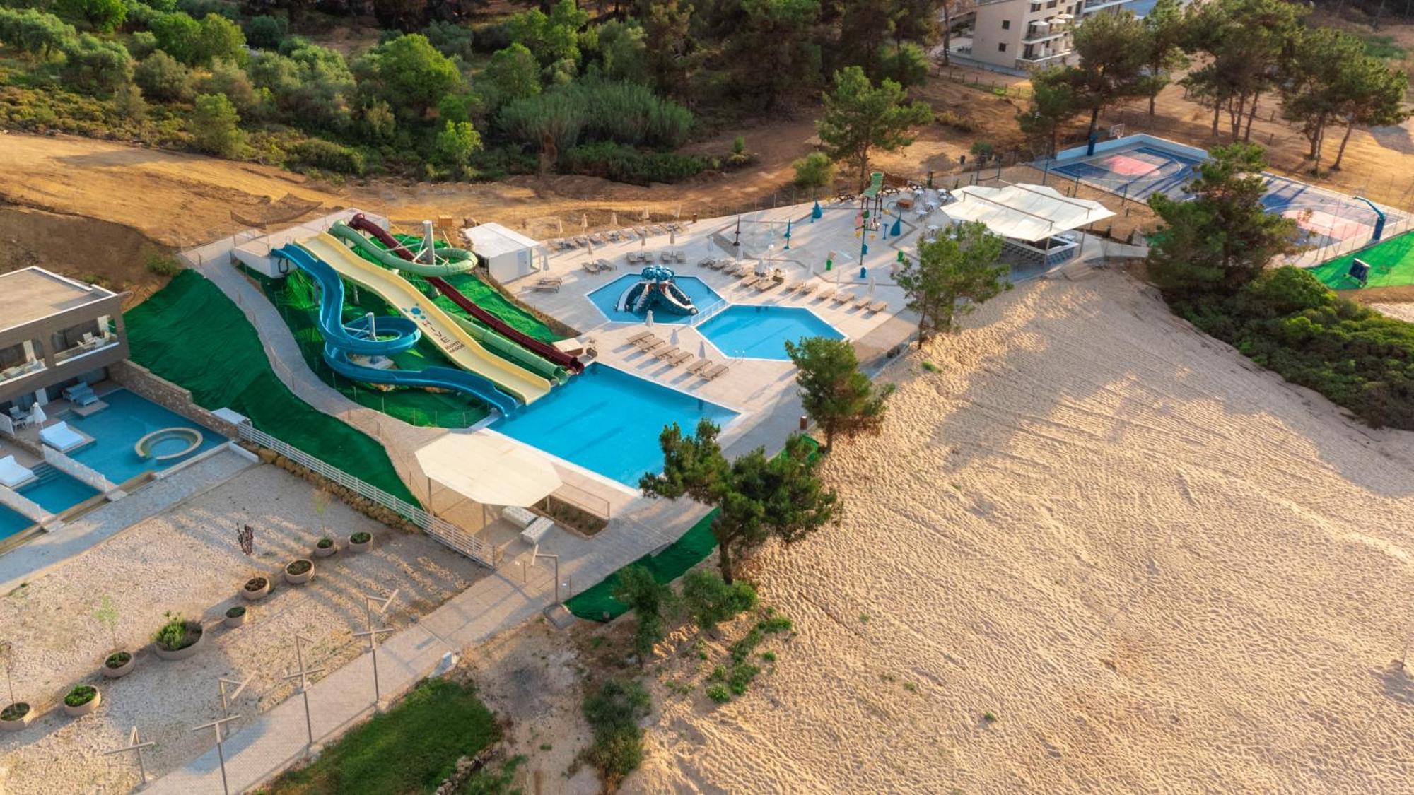 Zoe Hotel, Trypiti Beach Resort & Hive Water Park Limenaria  Exterior foto